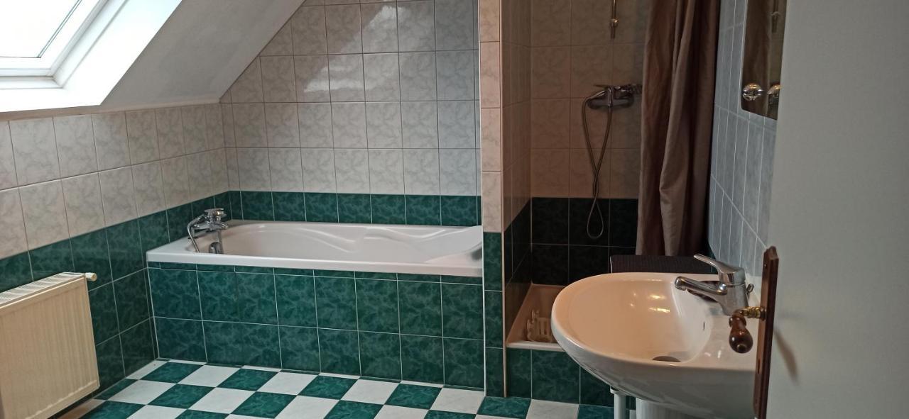 Appartement En Bord De Mer 40 M2, 2 Personnes Étables Exteriér fotografie